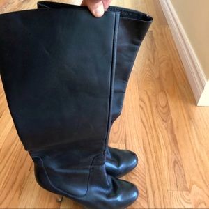 💰Zara 100% Leather Knee High Boots